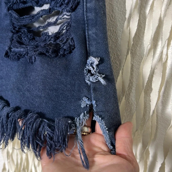 Free People | One Teaspoon Distressed Dark Wash Hawk Shorts Size 28 - Picture 3 of 10
